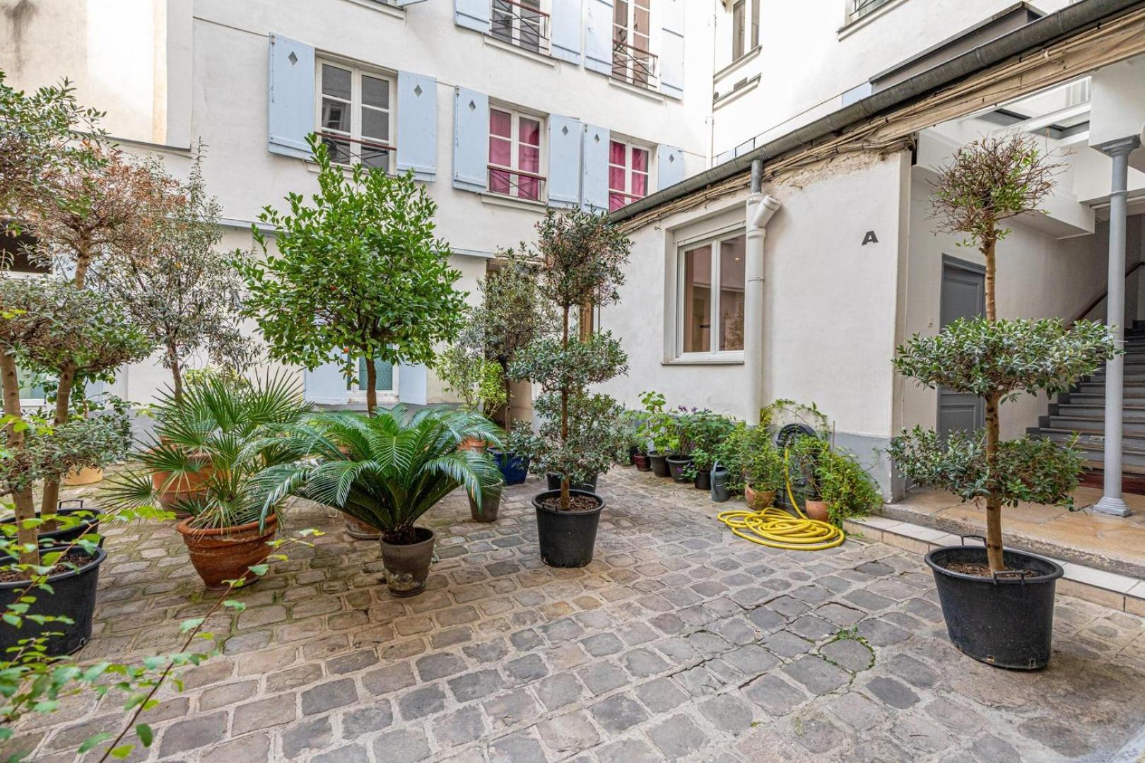 Guestready - Elysee Palace Marble Haven Paris Dış mekan fotoğraf